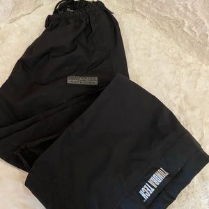 Waterproof wash pants